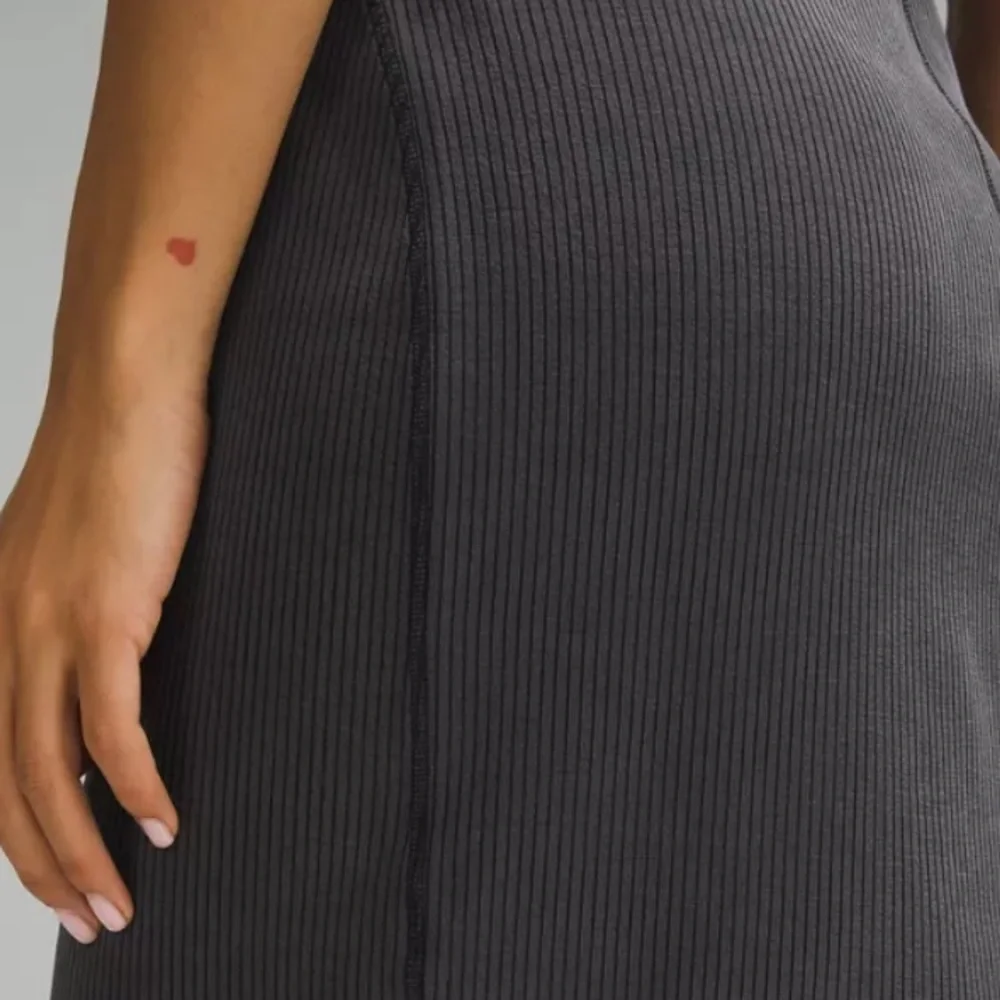 Lululemon Softstreme Ribbed Slim-Fit Racer Back Tank Dress Black Gray Size 8 - Picture 6 of 11